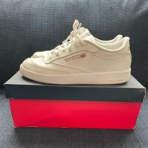 Women’s Reebok Club C 85 tennis shoes - size 9